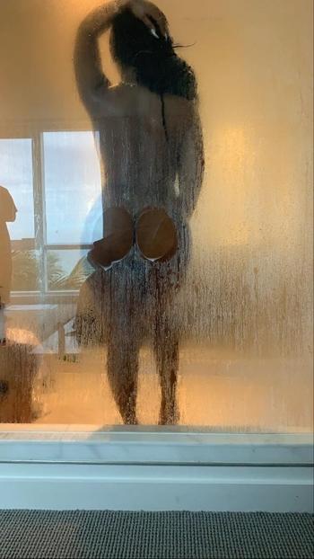 Atiya B, 25  female escort, Stockton