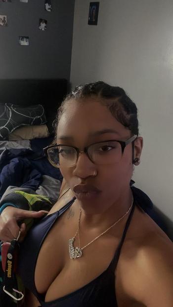 Cookiez, 24  female escort, Stockton