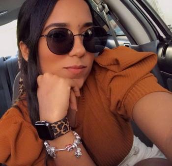 ROUSS, 25  female escort, Stockton