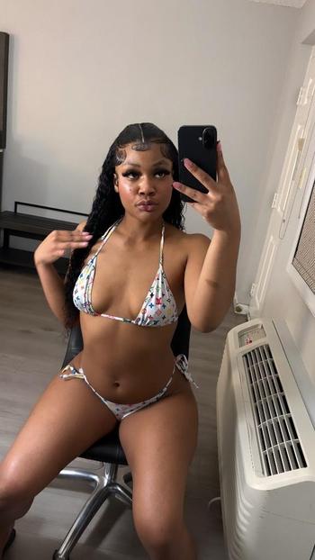 Asia, 20  female escort, Stockton