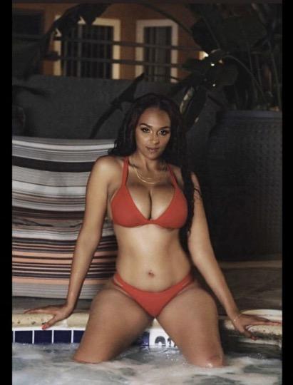 escort photo 3